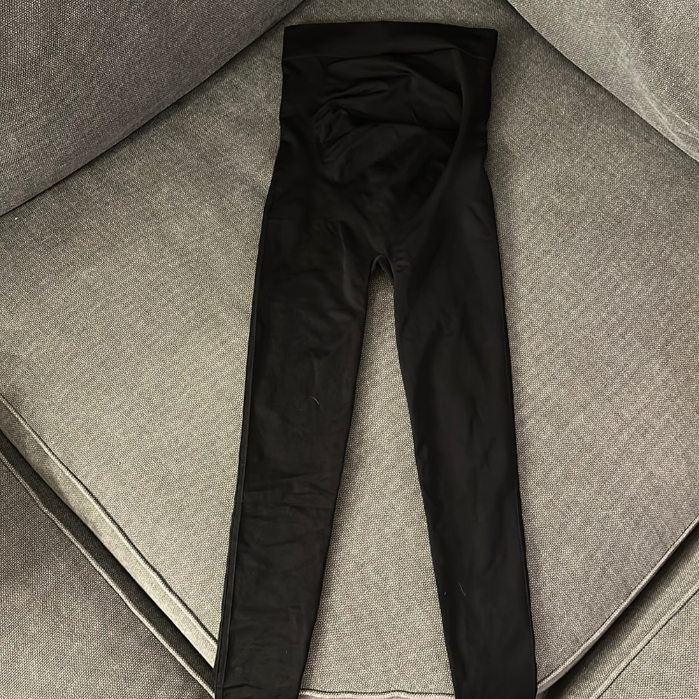 Washed, never worn blanqi maternity leggings